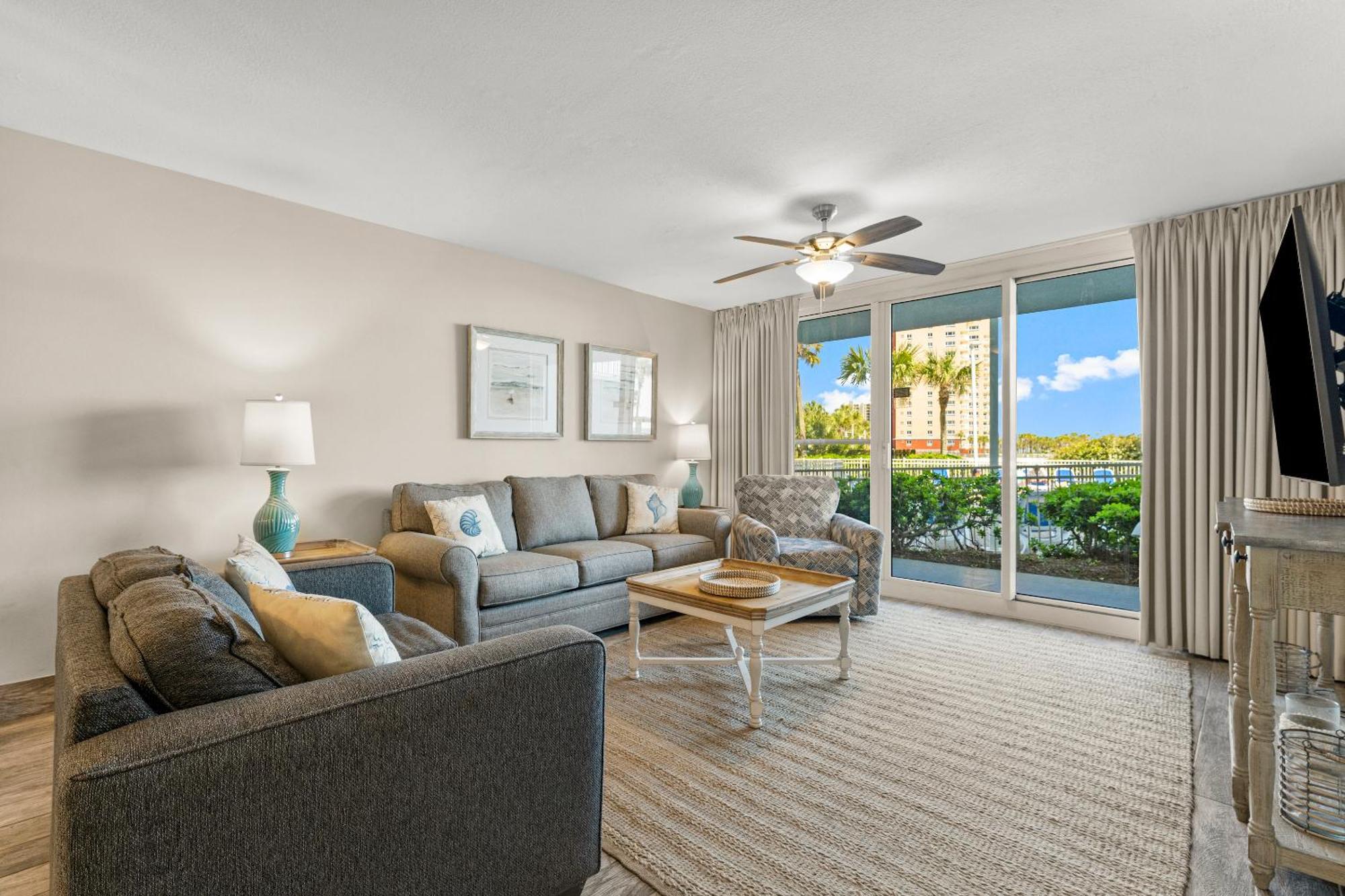 Pelican Beach Resort By Panhandle Getaways Destin Room photo