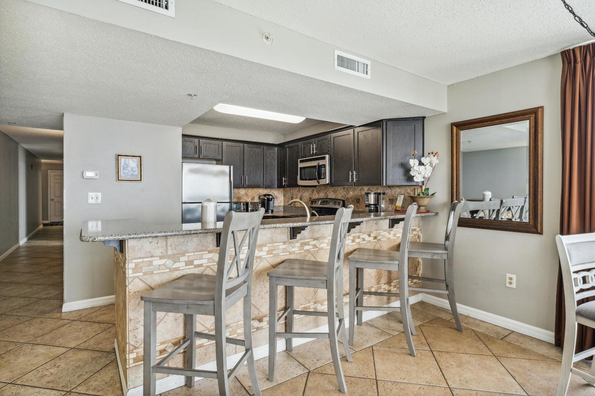 Pelican Beach Resort By Panhandle Getaways Destin Room photo