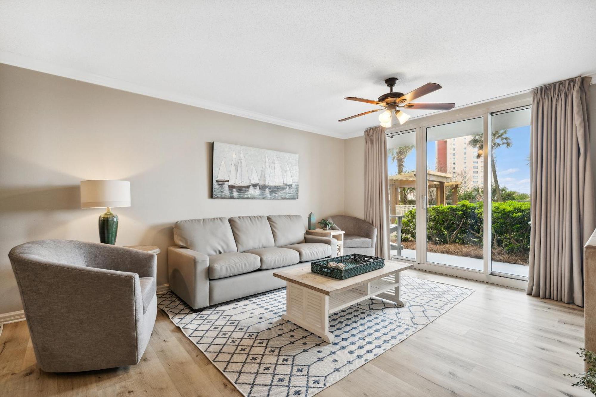 Pelican Beach Resort By Panhandle Getaways Destin Room photo