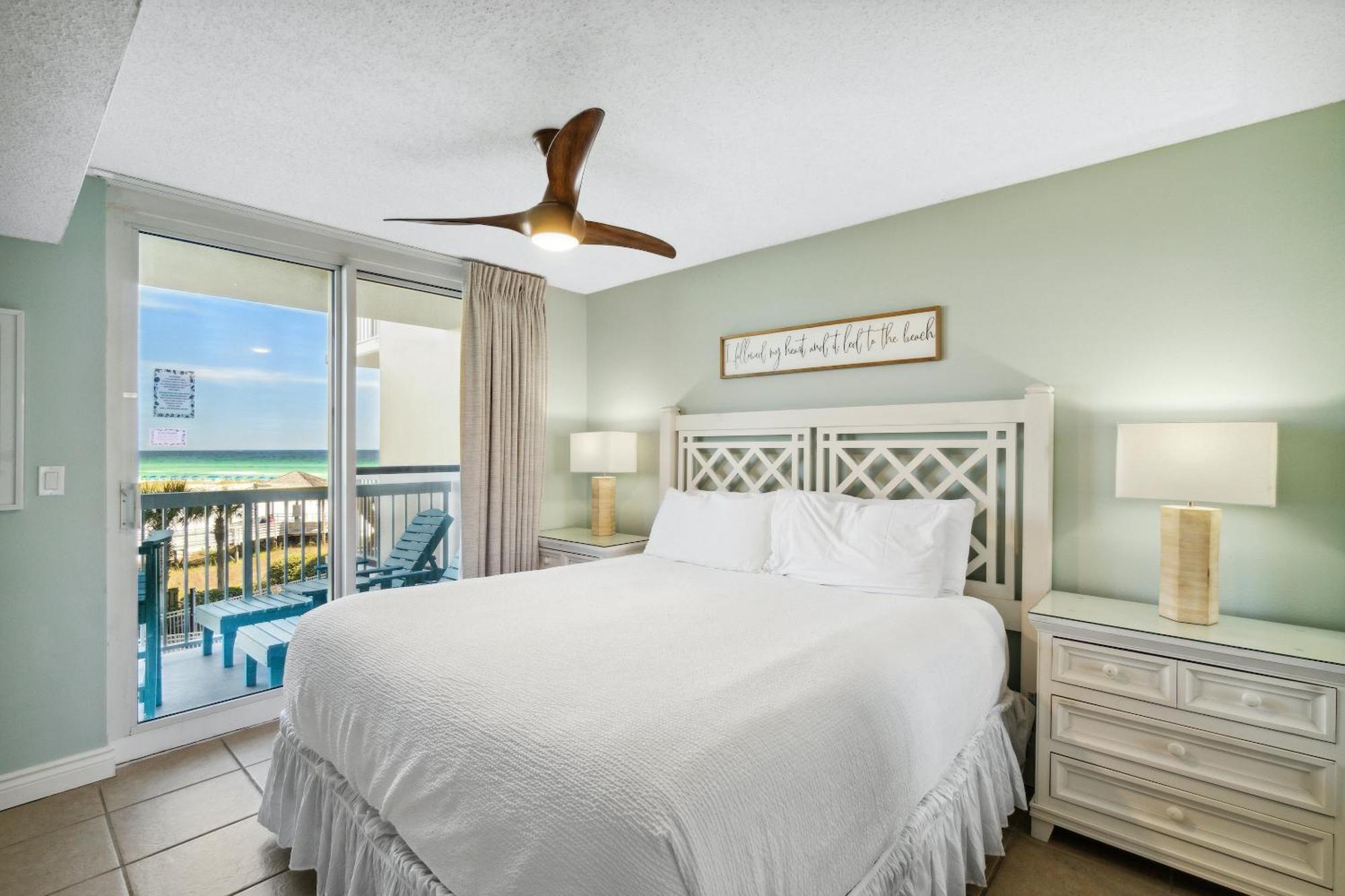 Pelican Beach Resort By Panhandle Getaways Destin Room photo
