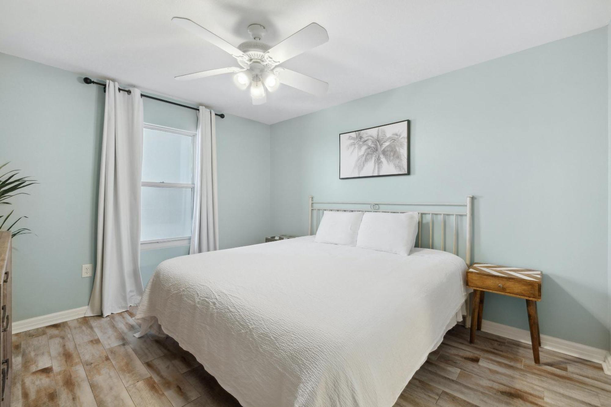 Pelican Beach Resort By Panhandle Getaways Destin Room photo
